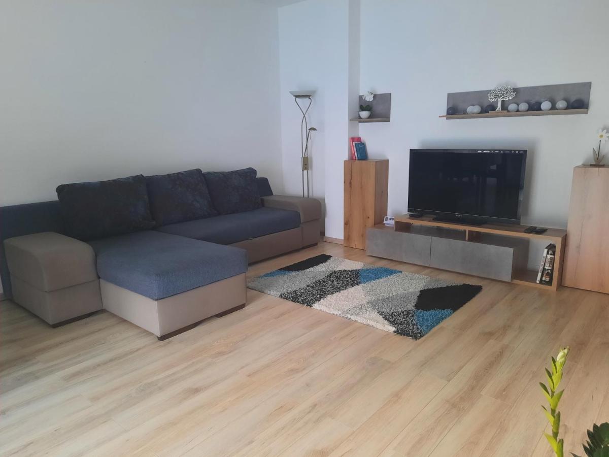 Livia Apartman Heviz Exterior photo